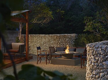 Okinawa Resort - Outdoor fireplaces
